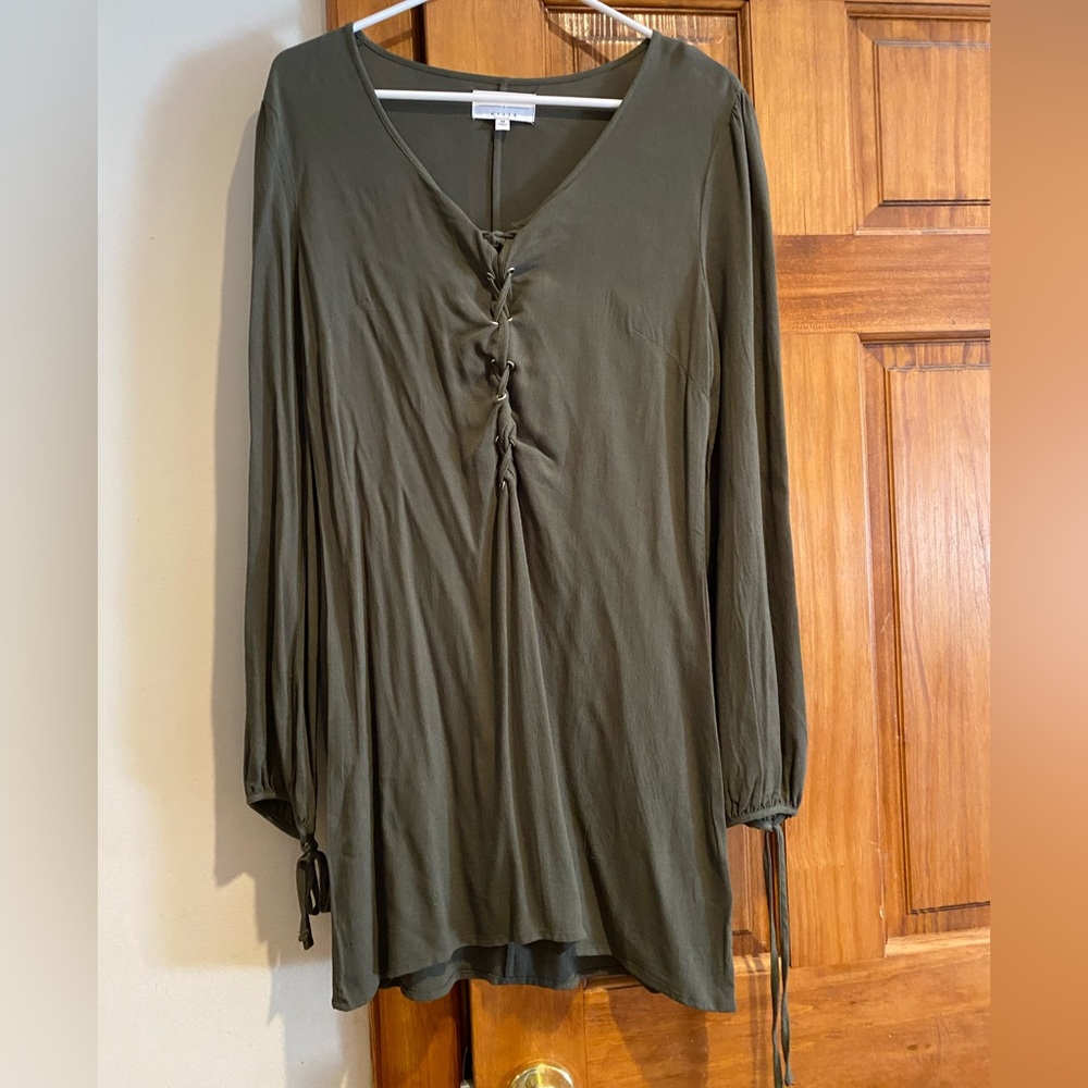 Kendall and Kylie Green dress